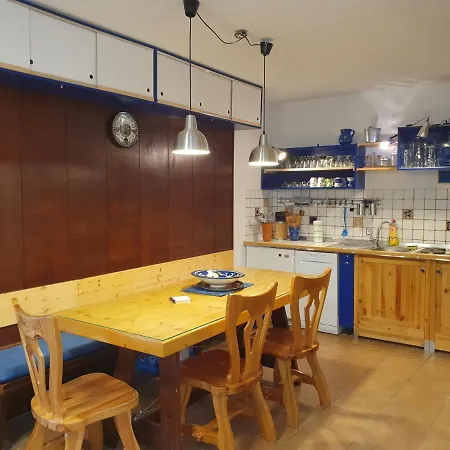 M & M Krvavec Apartmán *